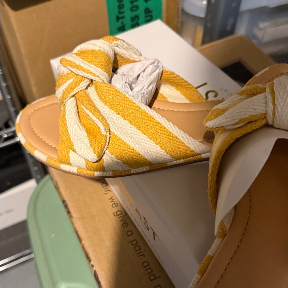 BEAST FASHION Striped Yellow and Cream Sandals - Picture 2 of 4